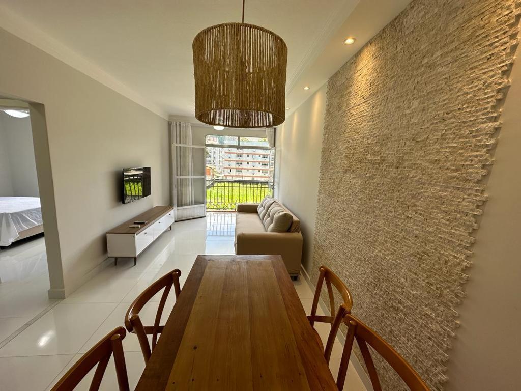 Ap 3! Lindo Com Sacada, Apenas 250 Metros Da Da Enseada! Apartamento *