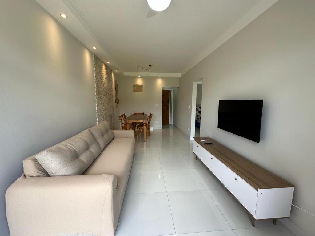 Ap 3! Lindo Com Sacada, Apenas 250 Metros Da Da Enseada! Apartment